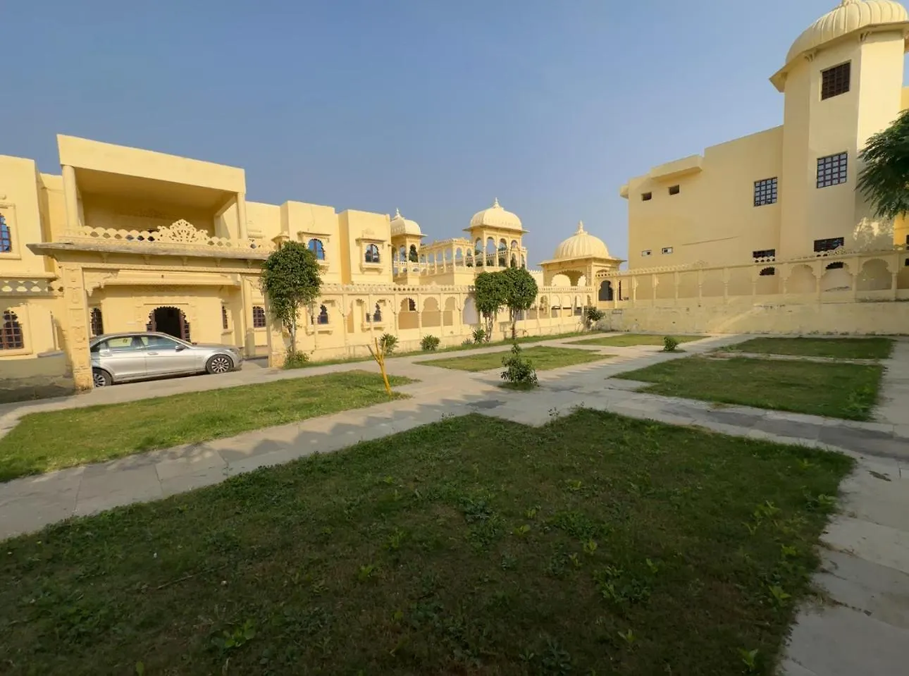 The Burj Resort Luxurious Stay Udaipur