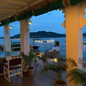 2* Guest house Peacock - View In